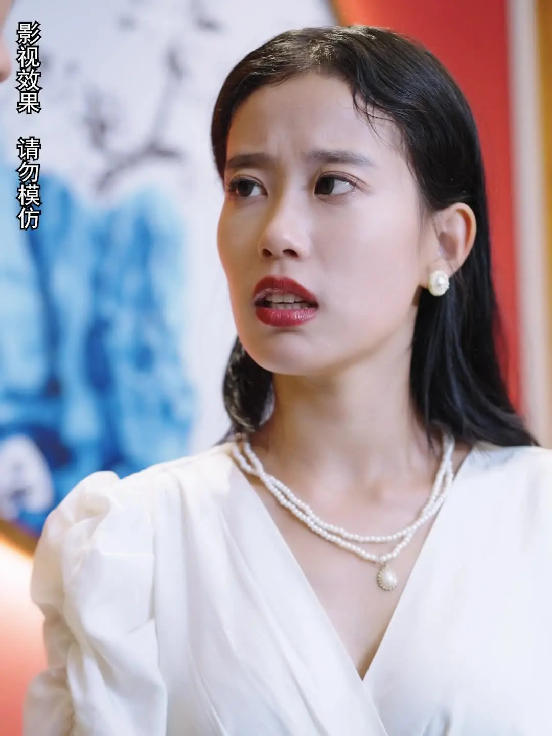 《豪门千金》：身陷囹圄的奢华人生，权力游戏下的青春觉醒与宿命抗争